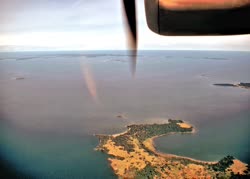 00-0-Copr_2020-Michael_K_Oliver_-_Ssese_Islands_in_northwest_Lake_Victoria,_Ugandat.jpg